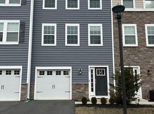 34 Rome Way, Mount Laurel, NJ 08054