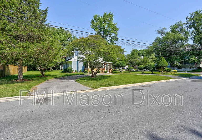 330 Compton Ave — Photo 40
