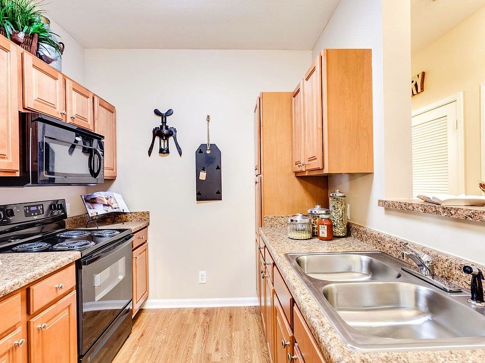 1st image of 410 Wildcat Way APT 3