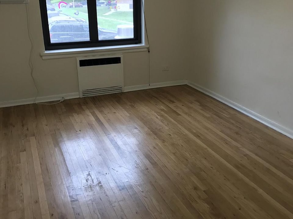 1st image of 7525 210th St #18
