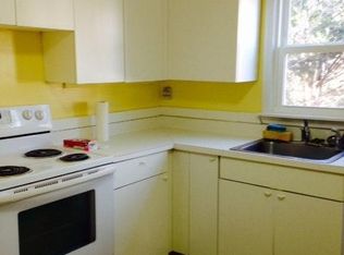 104 Elaine Rd, Milford, CT 06460