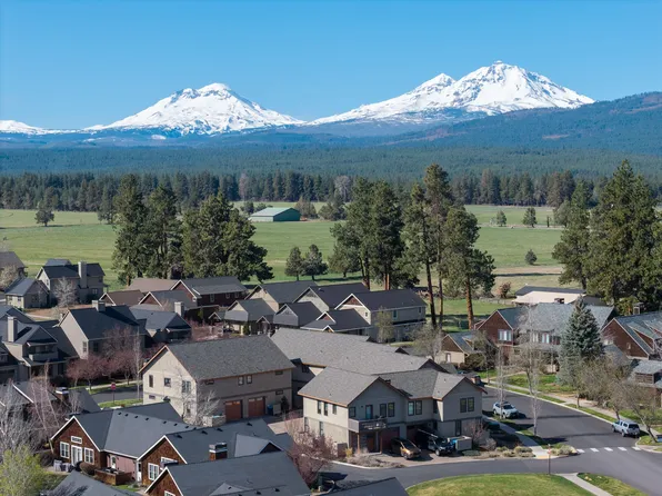 370 S Pine Meadow St, Sisters, OR 97759