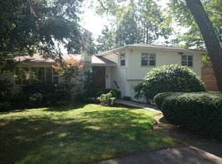 43 Kensington Cir, Brookline, MA 02467