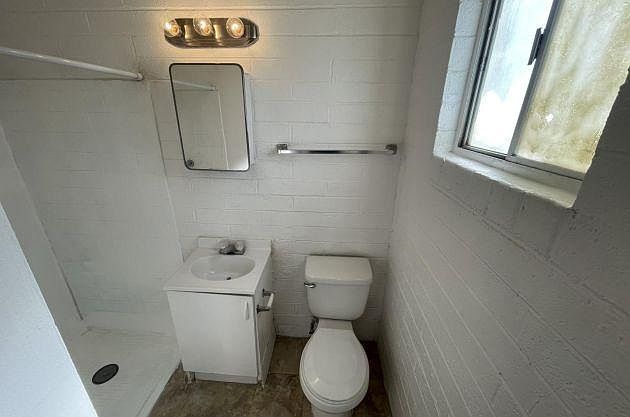 2nd image of 2750 N Balboa Ave APT 5108
