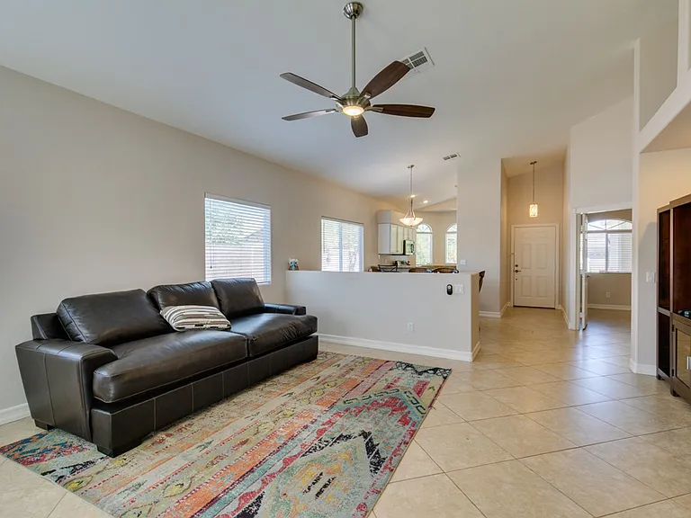489 First Light St — Photo 14