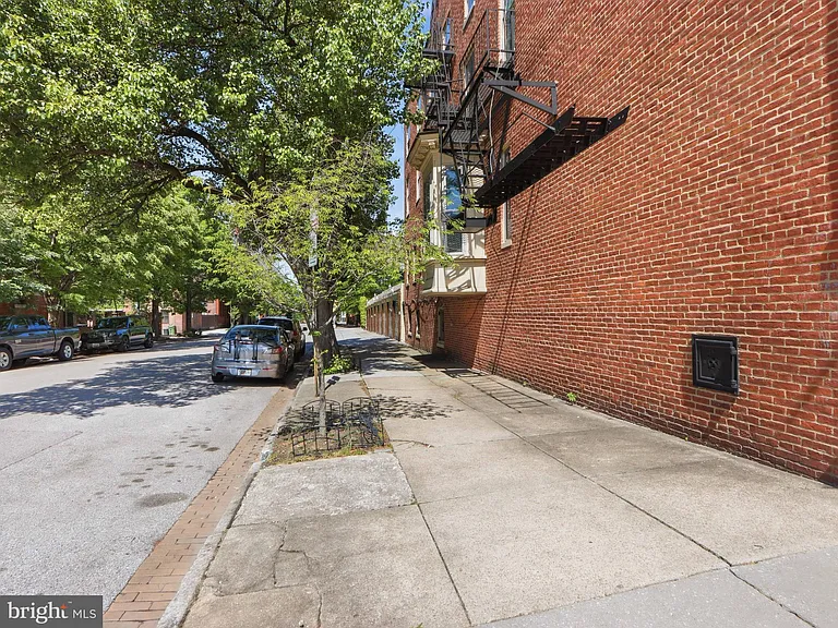 1435 Bolton St — Photo 19