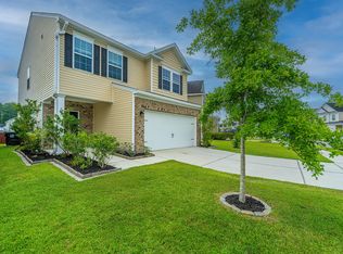 207 Swamp Creek Ln, Moncks Corner, SC 29461