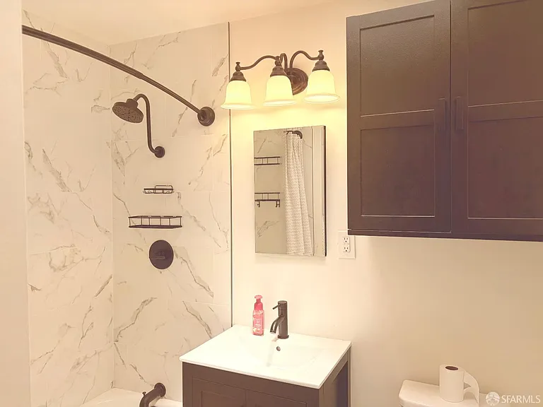 2555 Sherwood Dr — Photo 8