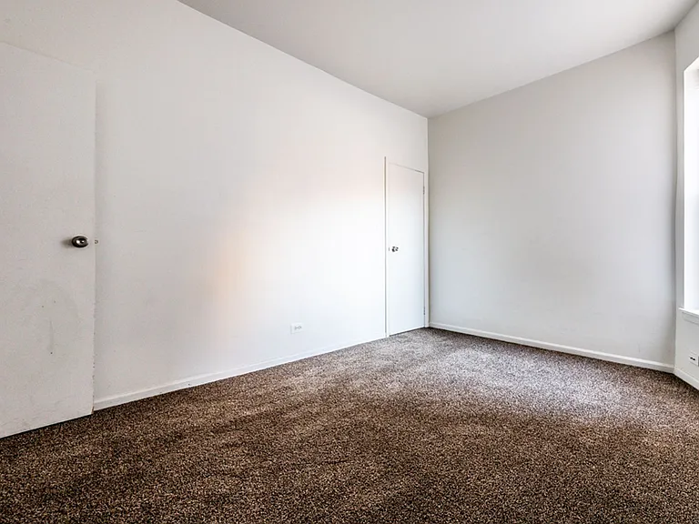 5051 S Forrestville — Photo 66