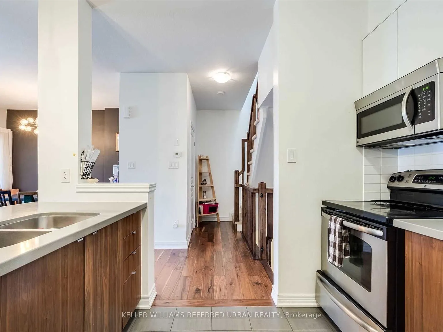 3 bed, $2,500 — Photo 3