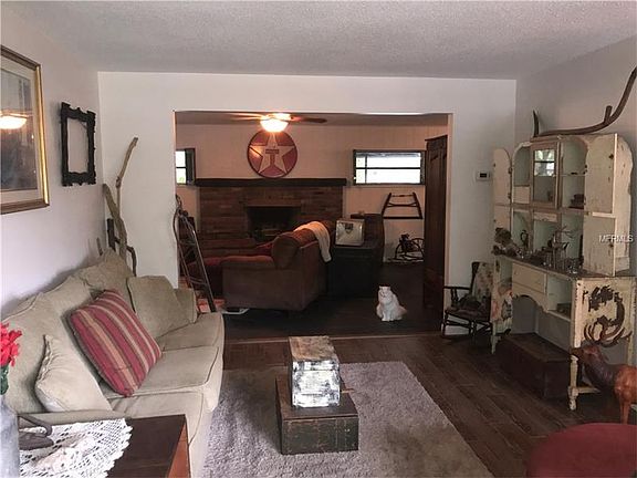 5th image of 1851 Banana St