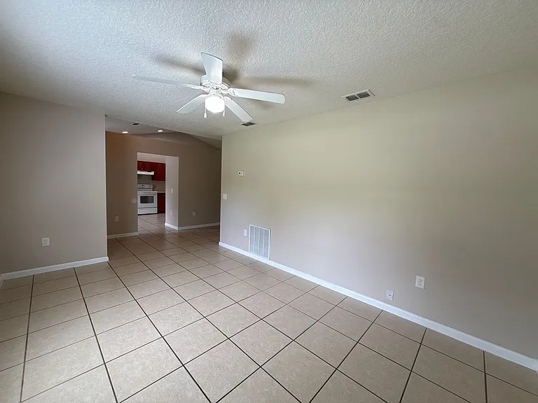 88 Dogwood Drive Loop — Photo 4