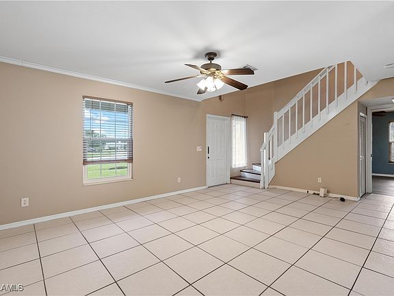 5th image of 18637 Cedar Dr E