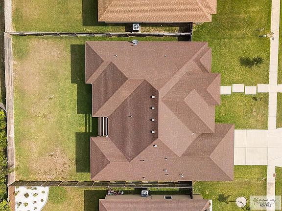 5th image of 3077 W Lake Ave