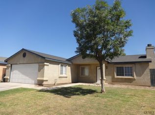 5600 Backbone Trail Dr, Bakersfield, CA 93307
