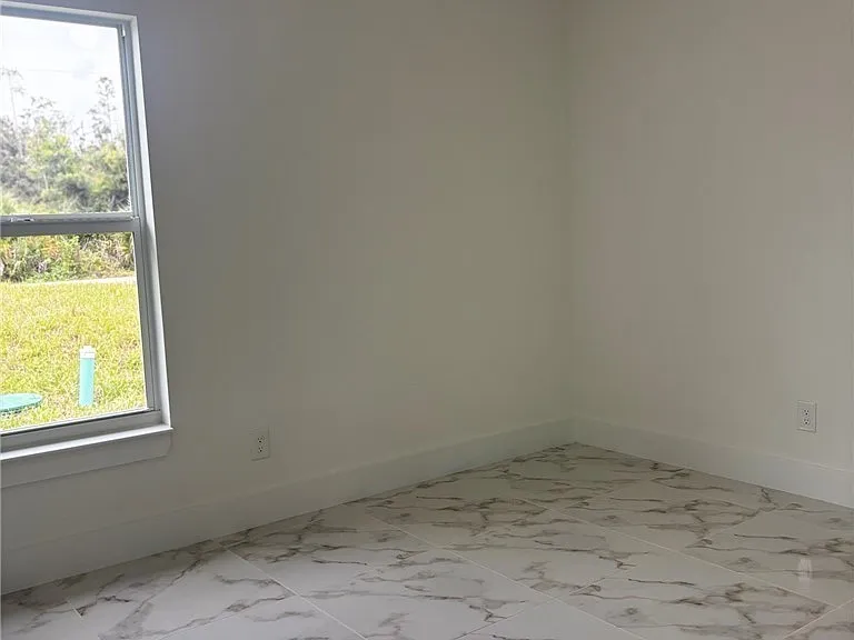 709 Ledge St — Photo 30