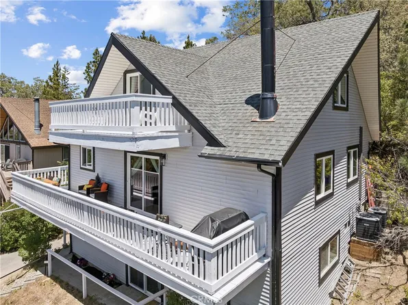 1243 Grass Valley Rd, Lake Arrowhead, CA 92352