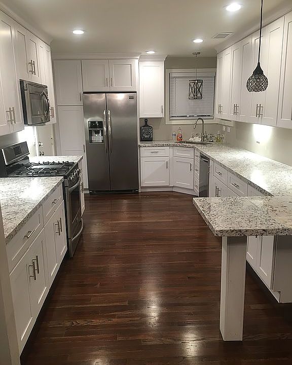 2nd image of 3744 Kings Way
