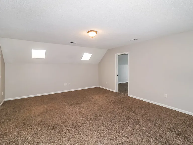 4365 Barrymor Dr — Photo 14