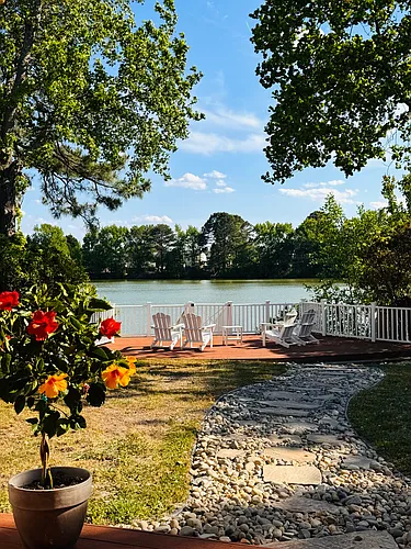 5545 Bulls Bay Dr Photo 1
