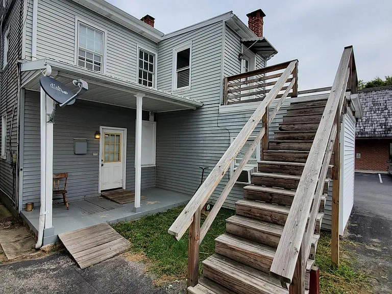 207 York St #1 — Photo 11