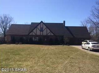 Forest Dr, Hazleton, PA 18201