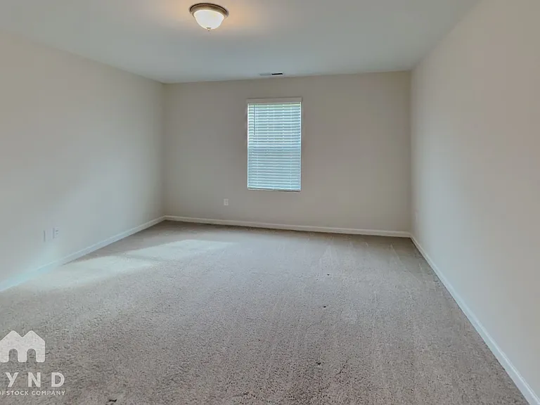 6823 Hardwick Ln — Photo 7