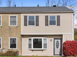 1676 Park Row Dr, Columbus, OH 43235