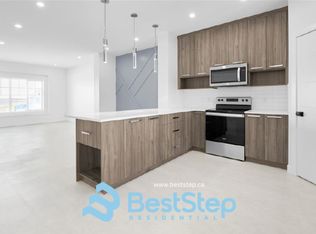 16611 30th Ave SW, Edmonton, AB T6W 4P9