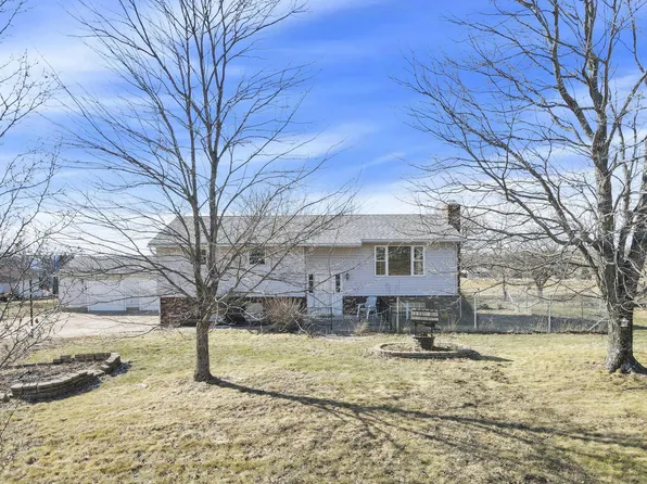 7305 Winchester Southern Rd, Stoutsville, OH 43154