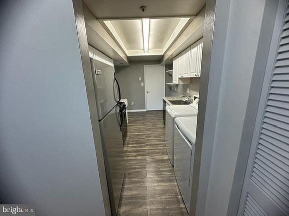 4th image of 10202 Prince Pl #2-303