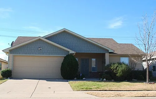 2404 Grover Cleveland Dr Photo 1