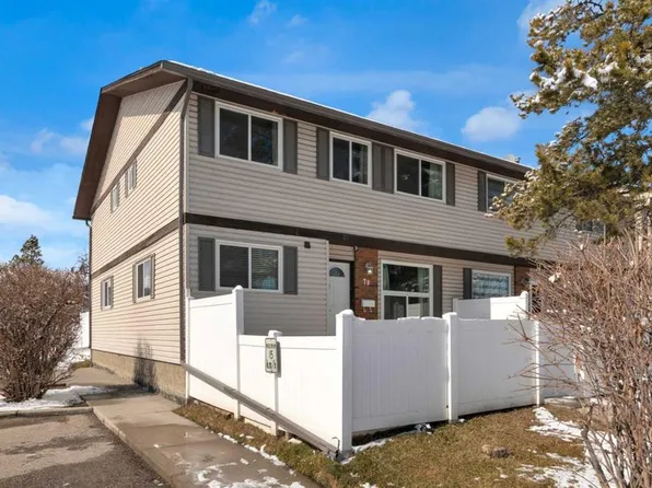 740 E Bracewood Dr SW #78, Calgary, AB T2W 3N3