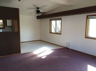 902 3rd Ave, Mosier, OR 97040