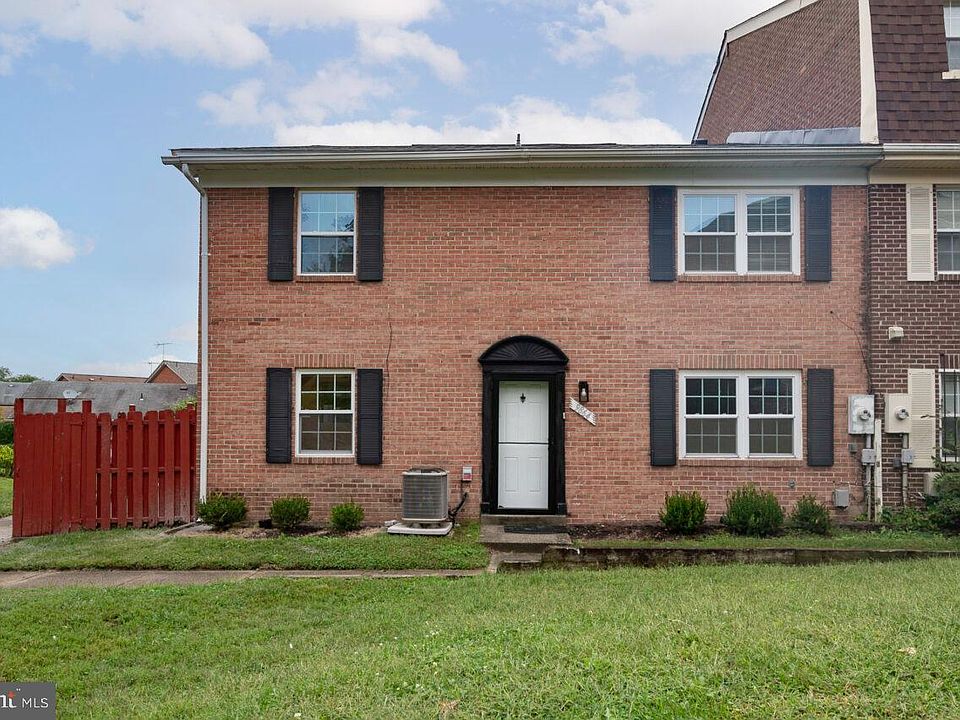 1st image of 9864 Hagel Cir