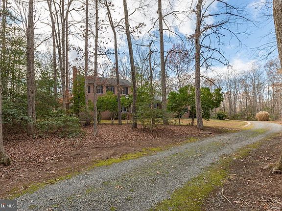 3rd image of 13602 McLane Pl