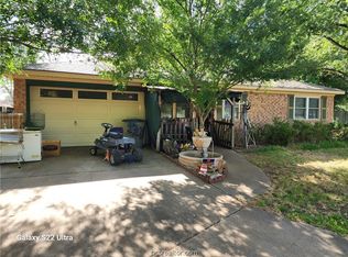 2708 Silver Maple Dr, Bryan, TX 77803