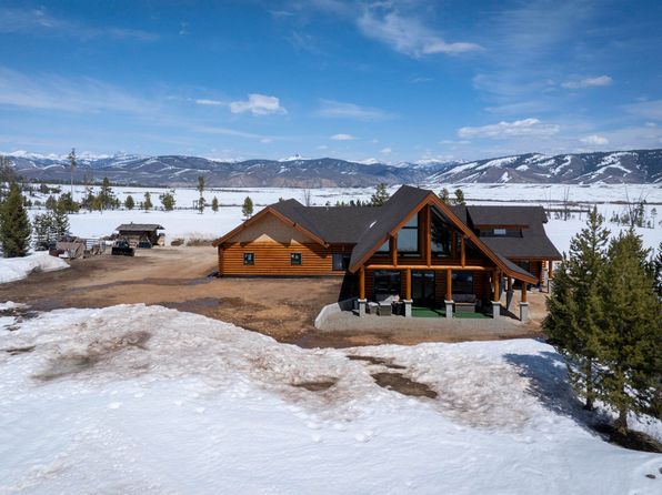 3050 Merritt Ln, Stanley, ID 83278