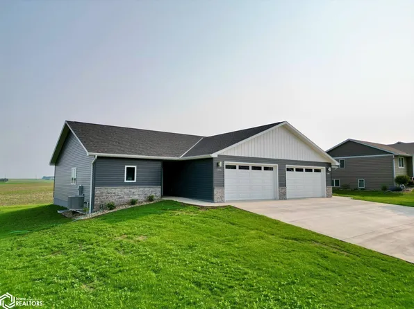 1399 E 11th St, Carroll, IA 51401