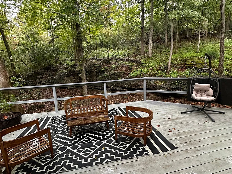 2607 Phoenix Hill Dr — Photo 5