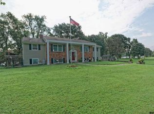 20 Creek Bnd, Stillwater, NY 12170