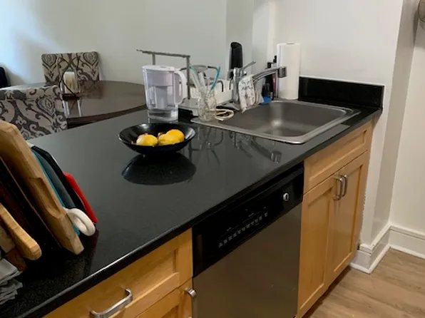 323 West 96th Street image 4 of 7