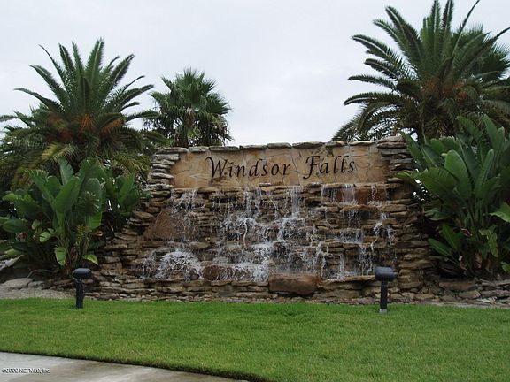 Winsdor Falls Entree