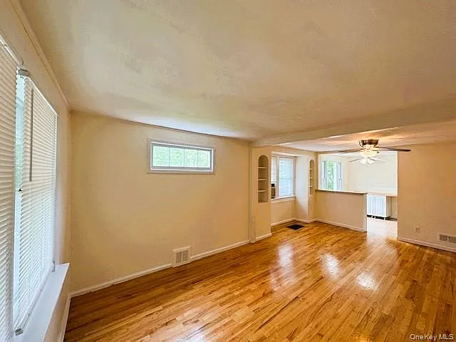42 Hamilton Rd #LEFT — Photo 21