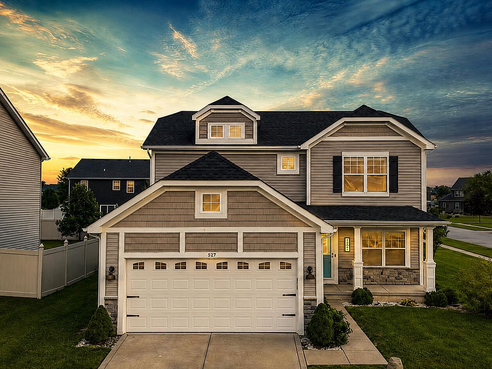 1st image of 527 Chicory Ln