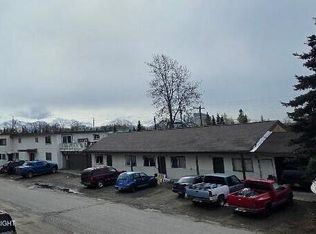 906 W 29th Pl, Anchorage, AK 99503