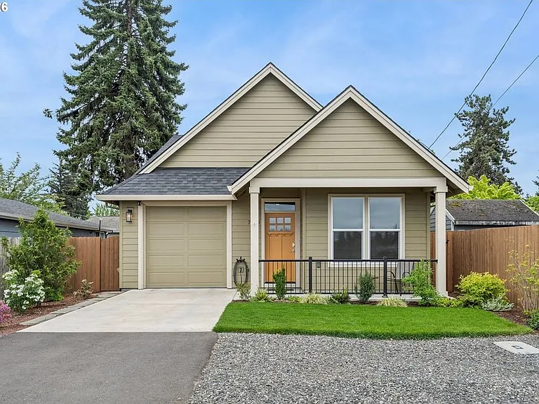 7340 SE Overland St — Photo 2