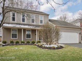 602 Thackeray Ln, Fox River Grove, IL 60021