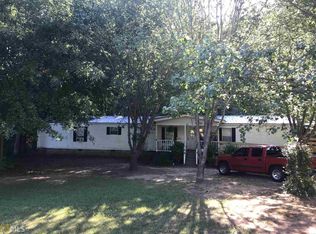 703 Jarrell Hogg Rd, West Point, GA 31833