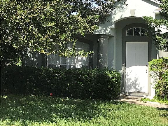 2nd image of 1968 The Oaks Blvd